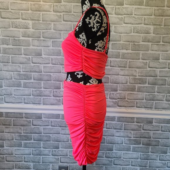 Barbie Neon Pink 2 Piece Top and Mini Skirt Ruched Party Costume Cosplay Large - Picture 4 of 11